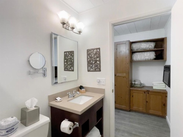 El Pueblo Inn image 17