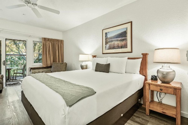 El Pueblo Inn image 21