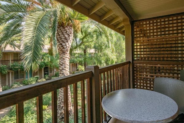 El Pueblo Inn image 37