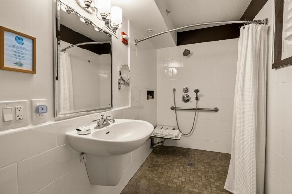 El Pueblo Inn image 53